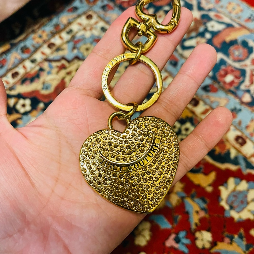 Juicy Couture Sparkling Gold Heart Key Holder